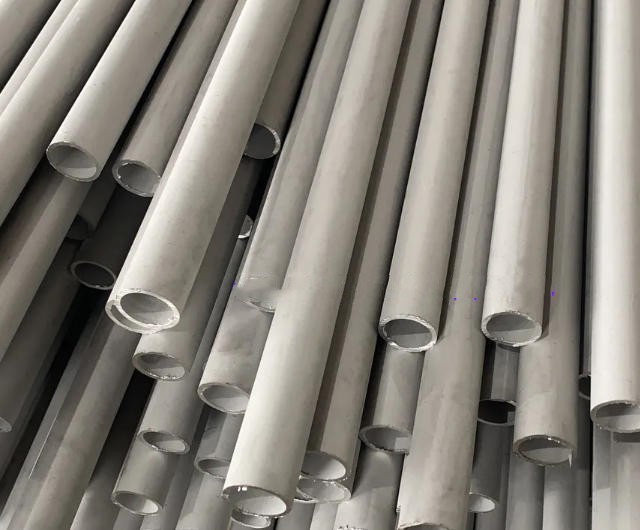 Tubo Sin Costura De Acero Inoxidable 1.4550 Para Calderas E Intercambiadores De Calor factory